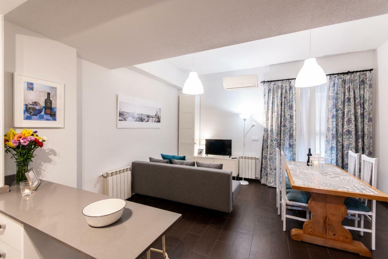 1 Habitacion Apartamento Temporada Lucero Madrid Extérieur photo